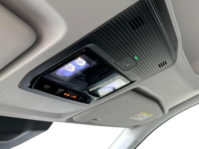 Volkswagen / Caddy Maxi / Wei&szlig; / / / Caddy Maxi 4x4+LANE ASSIST+KAM+SHZ+KLIMA+GJR+GRA