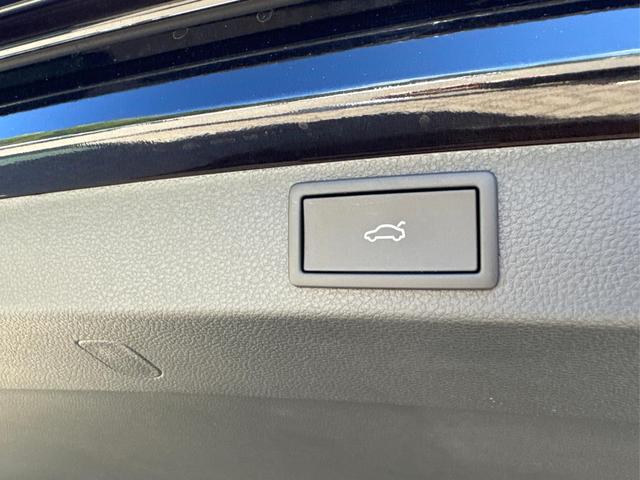 Skoda / Karoq / / / / 