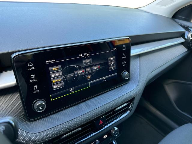Skoda / Fabia / / / / ACC+SHZ+KAMERA+PDC+LED