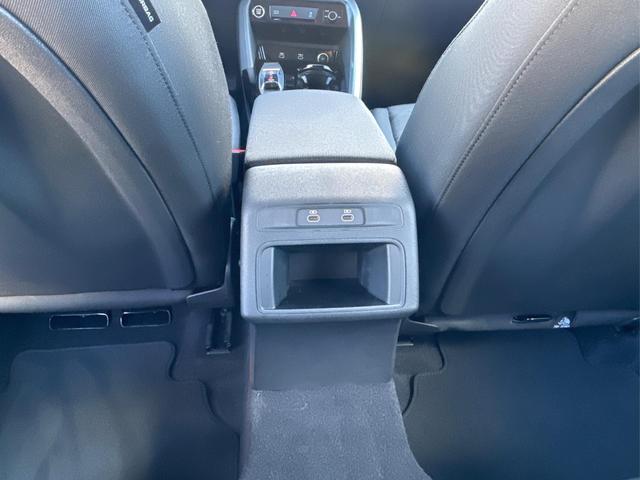 Audi / Q5 / Weiß / / / QUATTRO AHK+NAVI+LED+SHZ+PDC