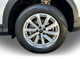 Audi Q5 Basis **FREI KONFIGURIERBAR**QUATTRO+ NAVI+ LED+ SHZ+ PDC 