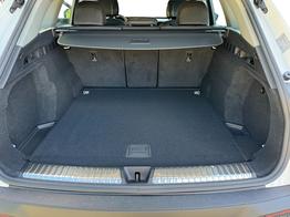 Audi Q5 Basis **FREI KONFIGURIERBAR**QUATTRO+ NAVI+ LED+ SHZ+ PDC 