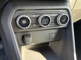 Dacia Sandero Expression KAMERA+SHZ+PDC+DAB+KLIMA 