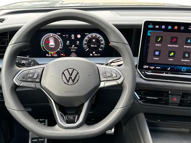 Volkswagen / Tayron / Grau / / / PANO+AHK+EL. HECKKL.+20'' LM+KAMERA+MASSAGE, Beispielbilder, ggf. teilweise mit Sonderausstattung