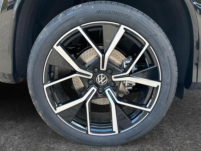 Volkswagen / Tayron / Grau / / / PANO+AHK+EL. HECKKL.+20'' LM+KAMERA+MASSAGE, Beispielbilder, ggf. teilweise mit Sonderausstattung