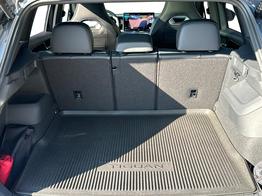 Volkswagen Tiguan R-Line Edition 4x4 AHK+MATRIX+15" NAVI+PANO+HuD+20" ALU+eHK 