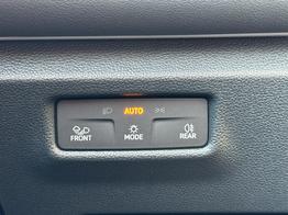 Volkswagen Tiguan R-Line Edition 4x4 AHK+MATRIX+15" NAVI+PANO+HuD+20" ALU+eHK 