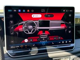 Volkswagen Tiguan R-Line Edition 4x4 AHK+MATRIX+15" NAVI+PANO+HuD+20" ALU+eHK 