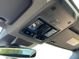 Volkswagen Tiguan R-Line Edition 4x4 AHK+MATRIX+15" NAVI+PANO+HuD+20" ALU+eHK 