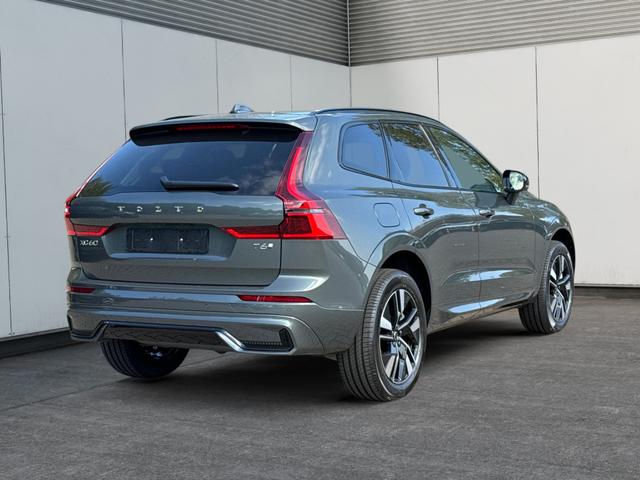 Volvo / XC60 / / / / T6 AWD AHK+KAMERA+EL.HECKKL.+PDC+LED+SHZ+19ALU