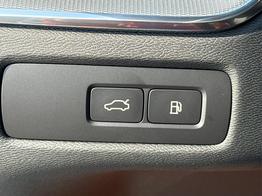 Volvo XC60 Plus Black Edition T6 AWD AHK+360°KAMERA+EL.HECKKL.+PDC+LED+SHZ+21"ALU 