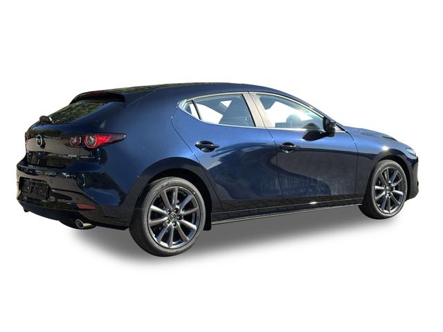 Beispielbilder, ggf. teilweise mit Sonderausstattung