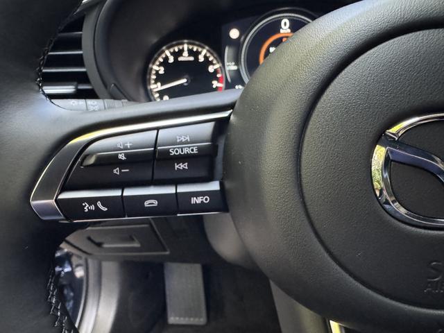 Beispielbilder, ggf. teilweise mit Sonderausstattung