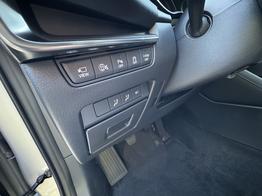 Mazda Mazda3 5-T&uuml;rer Takumi MATRIX+LEDER+BOSE+SHZ+360&deg;-KAMERA+HUD+NAVI+ACC 