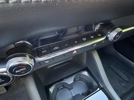 Mazda Mazda3 5-T&uuml;rer Takumi MATRIX+LEDER+BOSE+SHZ+360&deg;-KAMERA+HUD+NAVI+ACC 