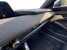 Mazda Mazda3 5-Türer Nagisa BOSE+LEDER+SHZ+KAMERA+HUD+NAVI+ACC+18" ALU 