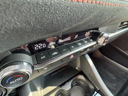 Mazda Mazda3 5-Türer Nagisa BOSE+LEDER+SHZ+KAMERA+HUD+NAVI+ACC+18" ALU 