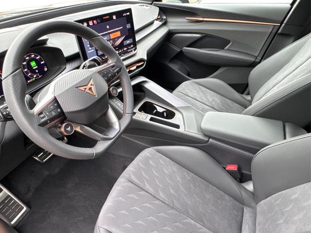 Cupra / Terramar / Schwarz / / / 4Drive PANO+NAVI+SENNHEISER+MATRIX+MEMORY+HUD+KAM+ACC+EL.HECKKL.