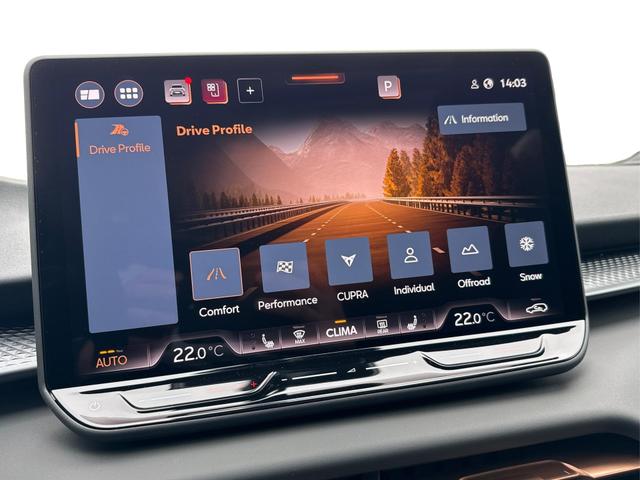 Cupra / Terramar / Schwarz / / / 4Drive PANO+NAVI+SENNHEISER+MATRIX+MEMORY+HUD+KAM+ACC+EL.HECKKL.