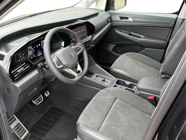 Volkswagen / Caddy Maxi / / / / Caddy Maxi AHK+LANE ASSIST+NAVI+KAM+ACC+SHZ