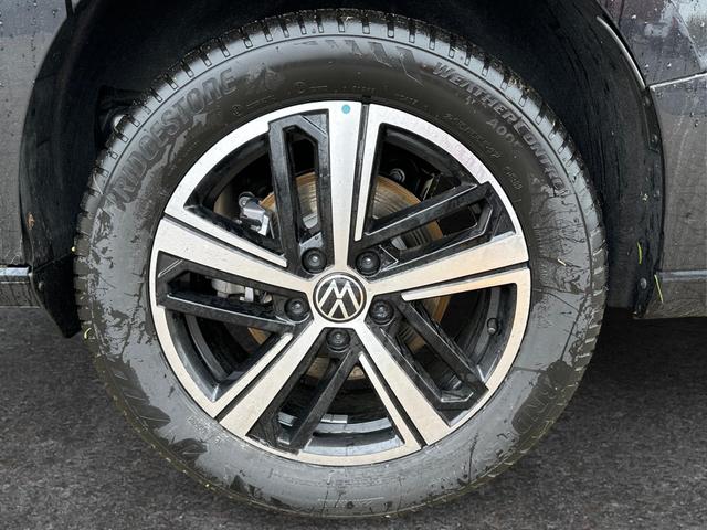 Volkswagen / Caddy Maxi / / / / Caddy Maxi AHK+LANE ASSIST+NAVI+KAM+ACC+SHZ
