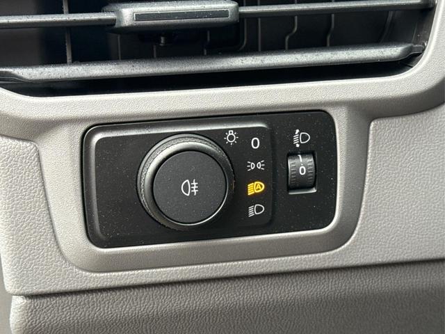 Volkswagen / T7 Caravelle / / / / KR 9-SITZE+KAMERA+PDC+LED+GJR+KLIMA