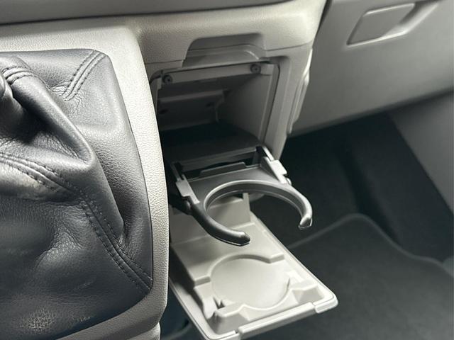 Volkswagen / T7 Caravelle / / / / KR 9-SITZE+KAMERA+PDC+LED+GJR+KLIMA