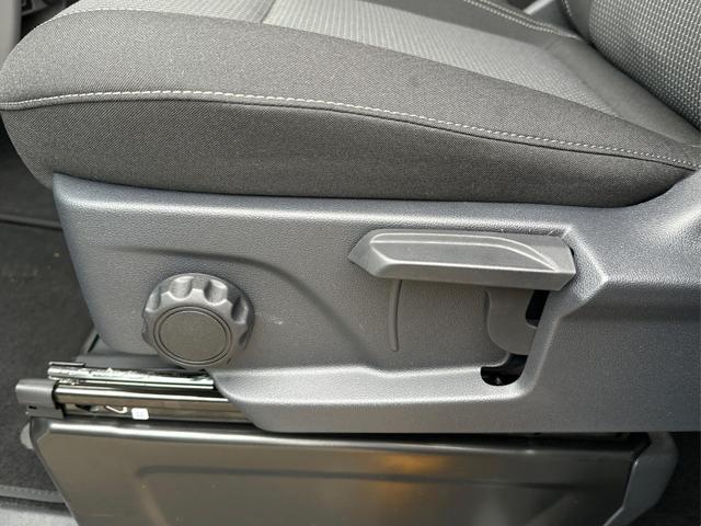 Volkswagen / T7 Caravelle / / / / KR 9-SITZE+KAMERA+PDC+LED+GJR+KLIMA