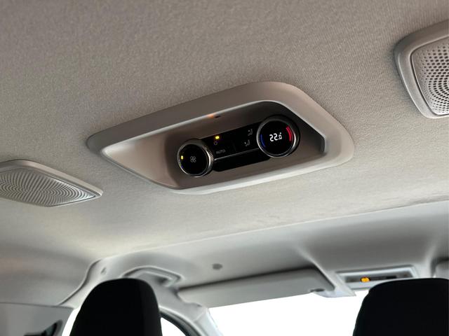 Volkswagen / T7 Caravelle / / / / KR 9-SITZE+KAMERA+PDC+LED+GJR+KLIMA