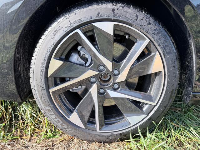 Peugeot 308 Allure SHZ+KAMERA+NAVI+KEYLESS+ACC+17 LM 