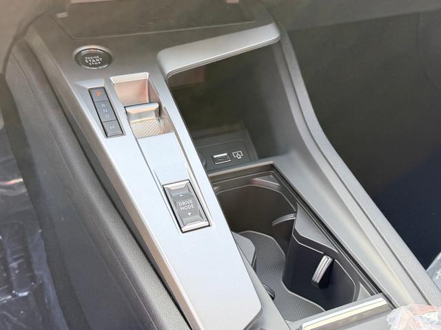 Peugeot 308 Allure SHZ+KAMERA+NAVI+KEYLESS+ACC+17 LM 
