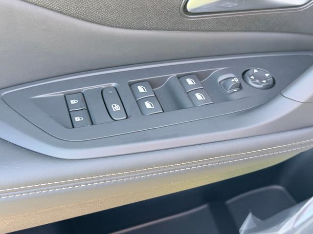 Peugeot 308 Allure SHZ+KAMERA+NAVI+KEYLESS+ACC+17 LM 