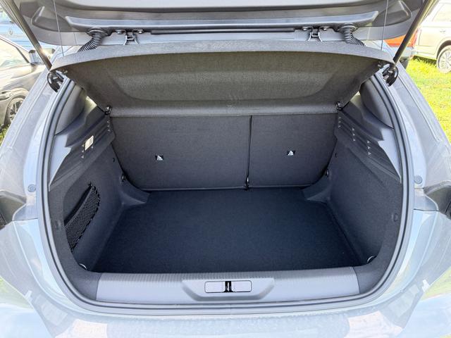 Peugeot 308 Allure SHZ+KAMERA+NAVI+KEYLESS+ACC+17 LM 