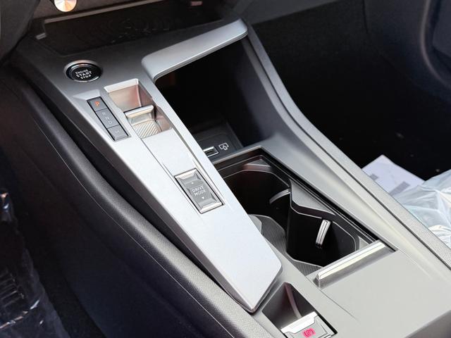 Peugeot 308 Allure SHZ+KAMERA+NAVI+KEYLESS+ACC+17 LM 