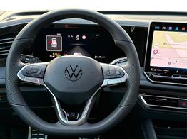 Volkswagen Tiguan R-Line People PLUG-IN+PANO+AHK+HD MATRIX+NAVI+BLACK STYLE+20" LM+ACC 