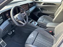 Volkswagen Tiguan R-Line People PLUG-IN+PANO+AHK+HD MATRIX+NAVI+BLACK STYLE+20" LM+ACC 