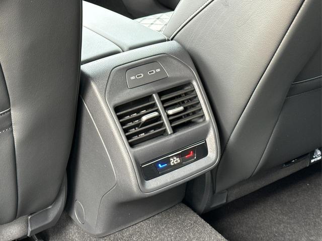 Volkswagen / Passat Variant / / / / 