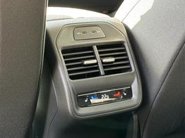 Skoda Superb Combi Selection AHK+NAVI+KAM+EL.HECKKL.+KESSY 