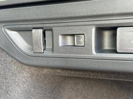 Skoda Superb Combi Selection AHK+NAVI+KAM+EL.HECKKL.+KESSY 