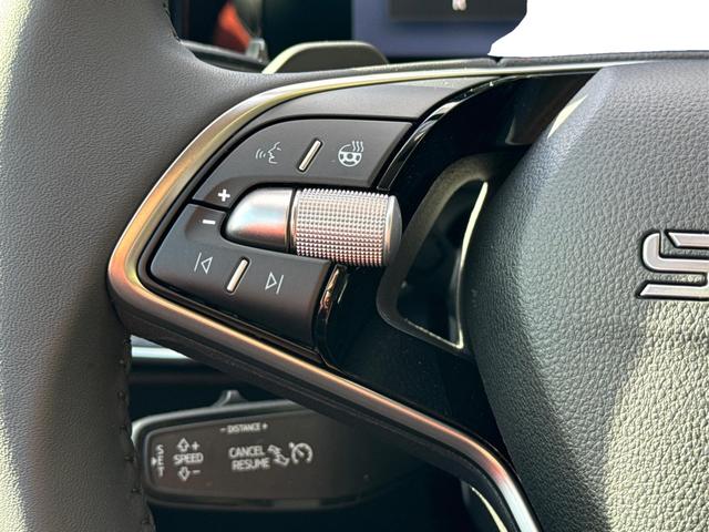 Skoda / Superb Combi / / / / 4WD+AHK+NAVI+KAM+EL.HECKKL.+KESSY