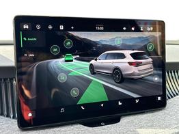 Skoda Superb Combi Selection AHK+NAVI+KAM+EL.HECKKL.+KESSY 