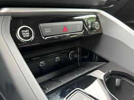 Audi Q5 Basis quattro+AHK+ACC+RFK+19"ALU+NAVI 