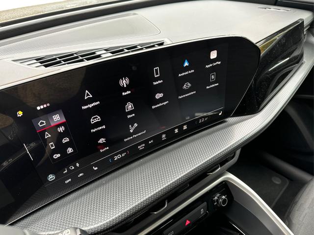 Audi / Q5 / Schwarz / / / QUATTRO+ NAVI+ LED+ SHZ+ PDC
