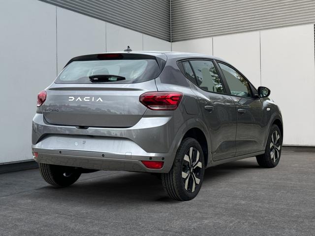 Dacia / Sandero / / / / KAMERA+SHZ+PDC+DAB+KLIMA