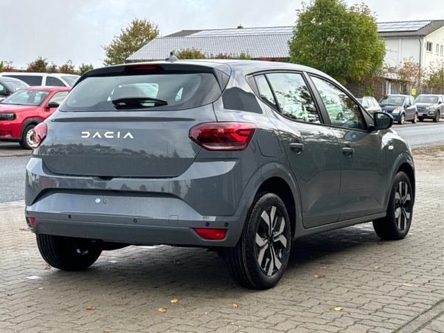 Dacia / Sandero / / / / KAMERA+SHZ+PDC+DAB+KLIMA