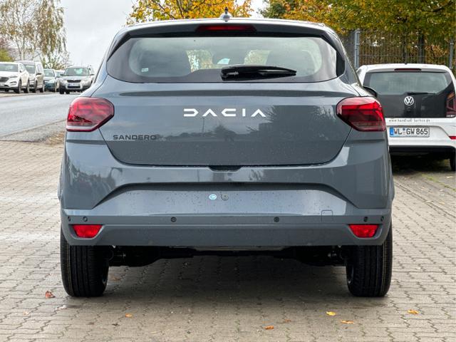 Dacia / Sandero / / / / KAMERA+SHZ+PDC+DAB+KLIMA