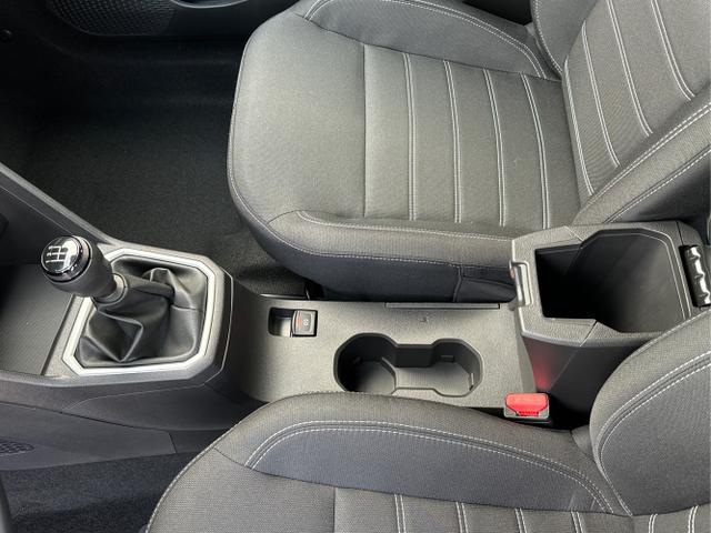 Dacia / Sandero / / / / KAMERA+SHZ+PDC+DAB+KLIMA