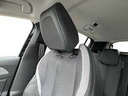 Peugeot 308 Allure SHZ+KAMERA+NAVI+KEYLESS+ACC+17 LM 