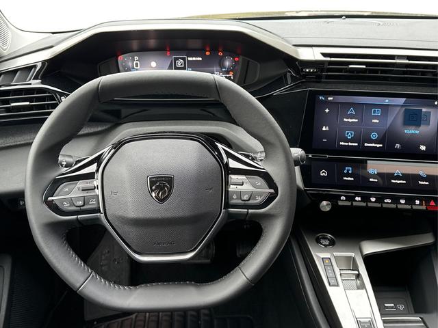 Peugeot / 308 / Grau / / / SHZ+KAMERA+NAVI+KEYLESS+ACC+17 LM