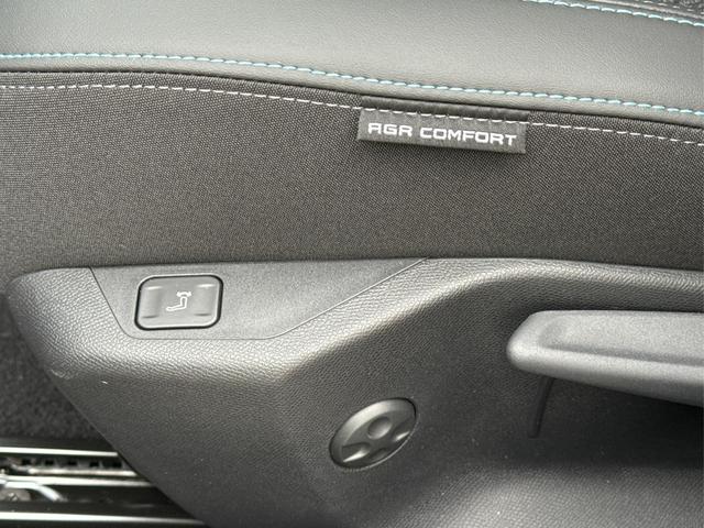 Peugeot / 308 / Grau / / / SHZ+KAMERA+NAVI+KEYLESS+ACC+17 LM